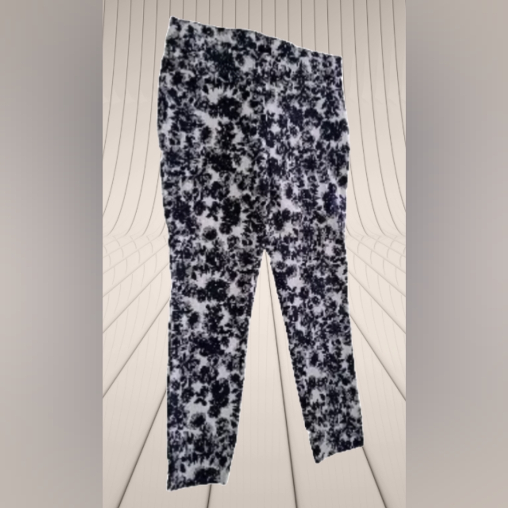 Kenar Pants Womens Sz 8 White Blue Floral Print Pull On Skinny Mid Rise Pockets